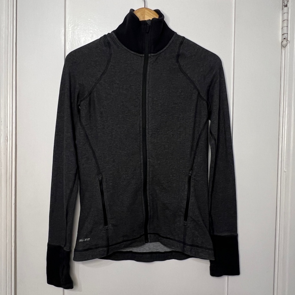 Nike Dri-Fit Grey and Black Zip-up Athletic Jacket. Pockets. Thumb holes.